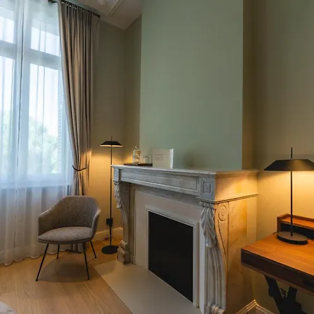 Hotel La Des Vignes 4*