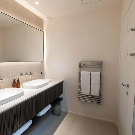 La Des Vignes Hotel 4*