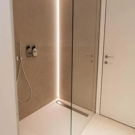 Hotel La Des Vignes 4*